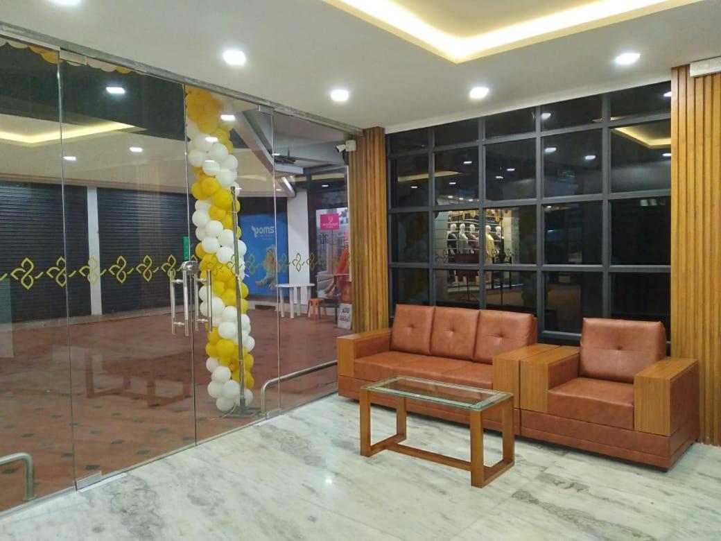 Pmr Grandays Hotel Malappuram Exterior foto