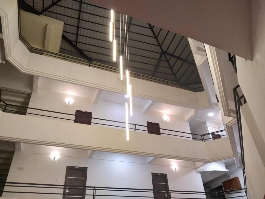 Pmr Grandays Hotel Malappuram Exterior foto